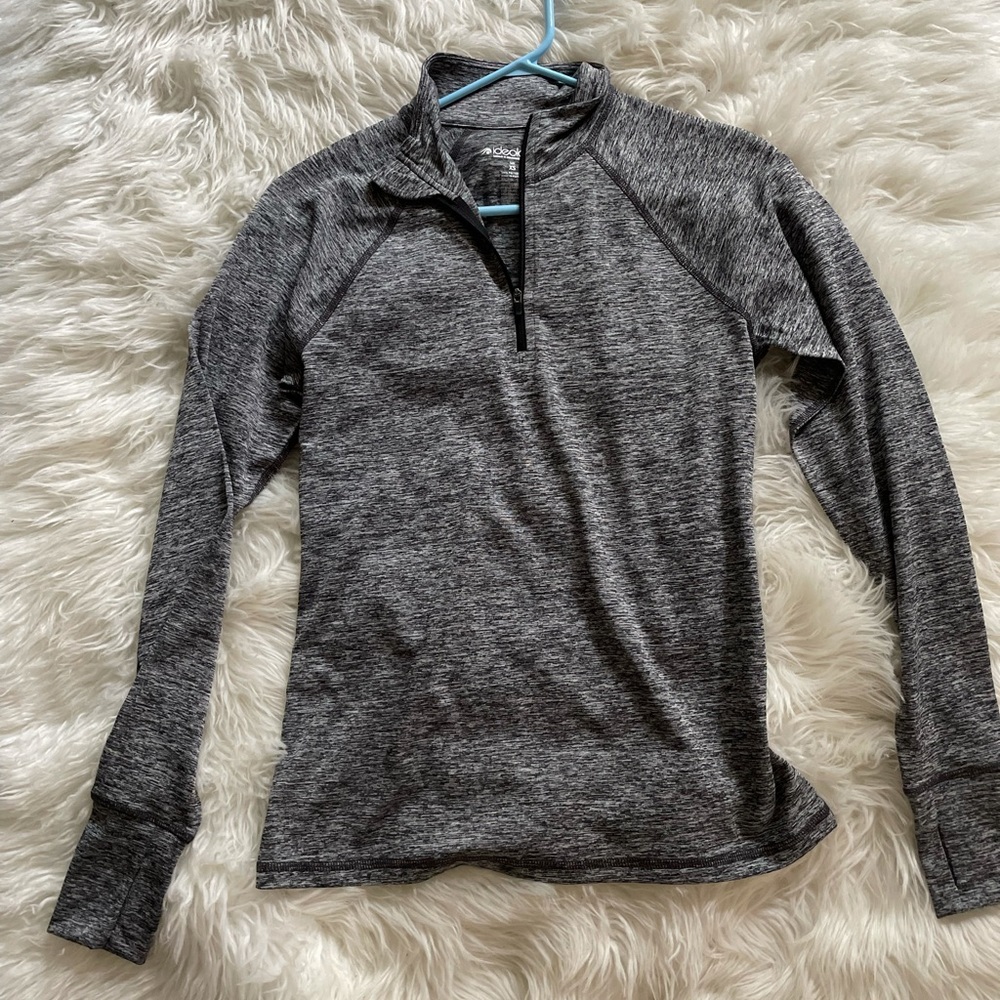 Ideology V-Neck 1/4 Zip